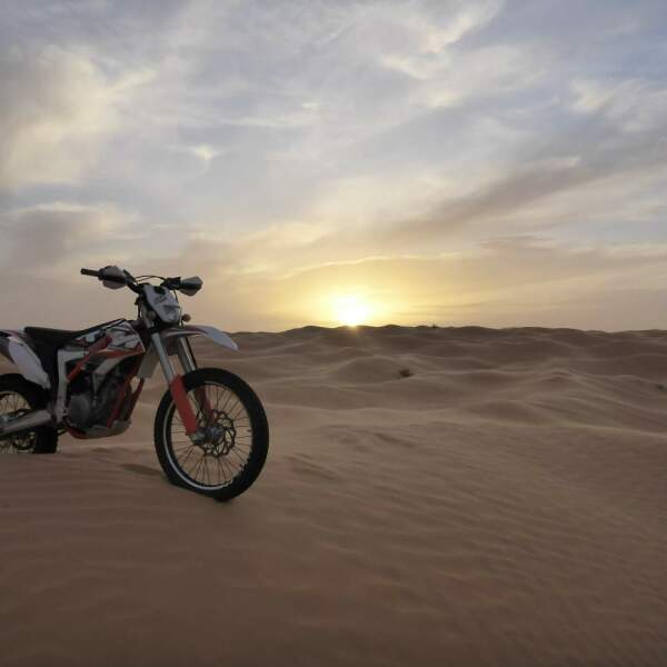 Motorradreisen Tunesien Enduros Sandfahrtraining